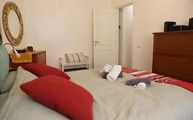 Porta Maggiore Modern Apartment